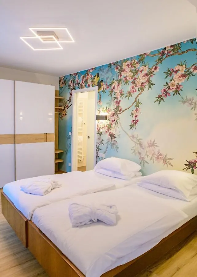 Appart-Hotel Ernz Noire Grundhof 0*,